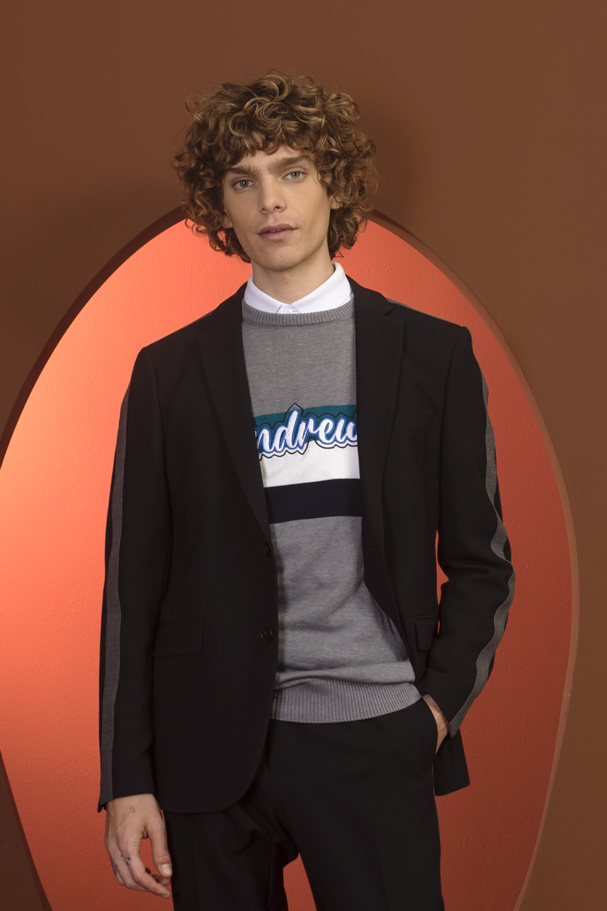 Suit
